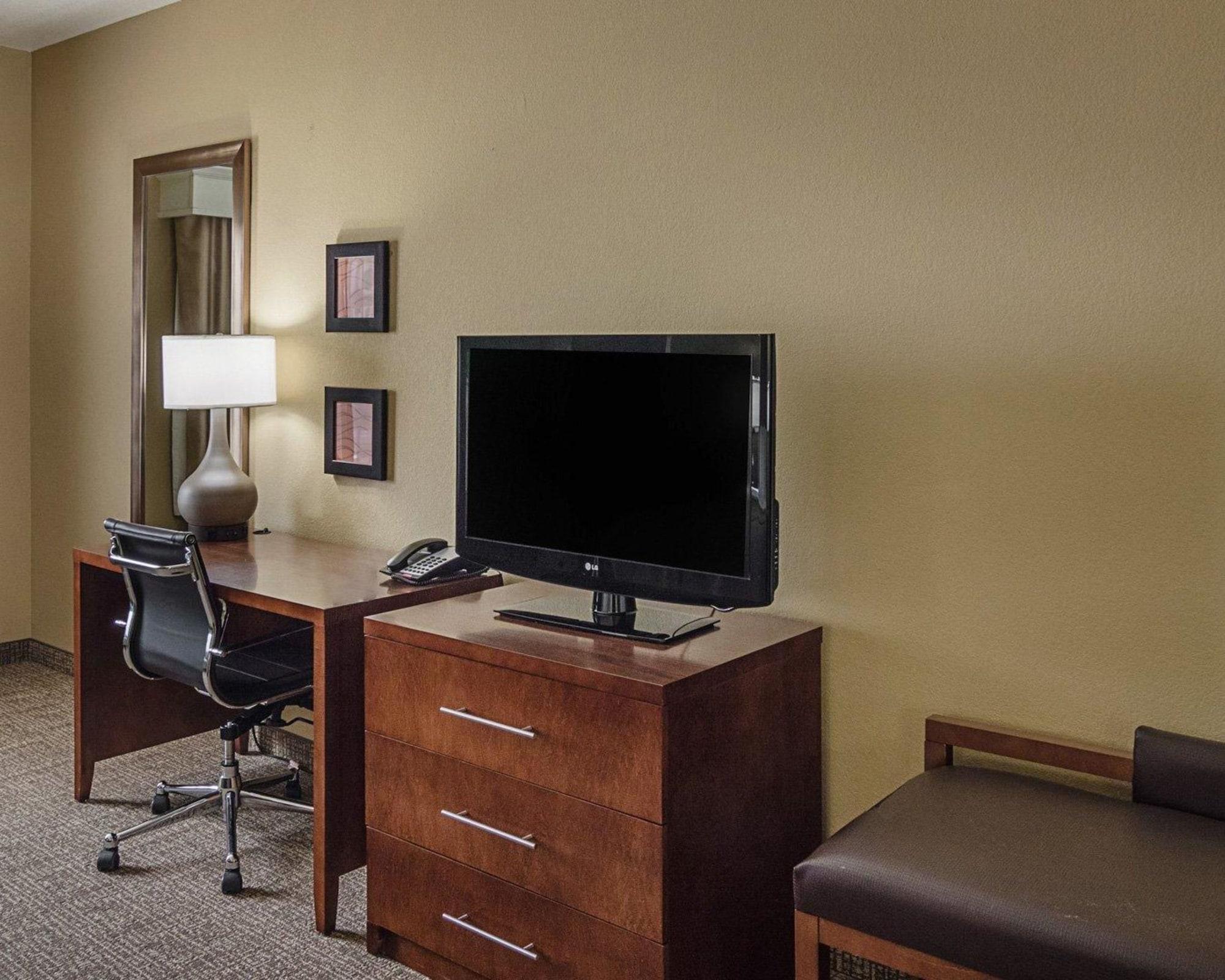 Comfort Inn Midland South I-20 Экстерьер фото